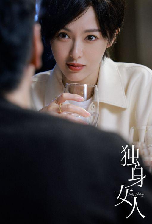 德宏信投 现在演戏完全没有门槛了吗？